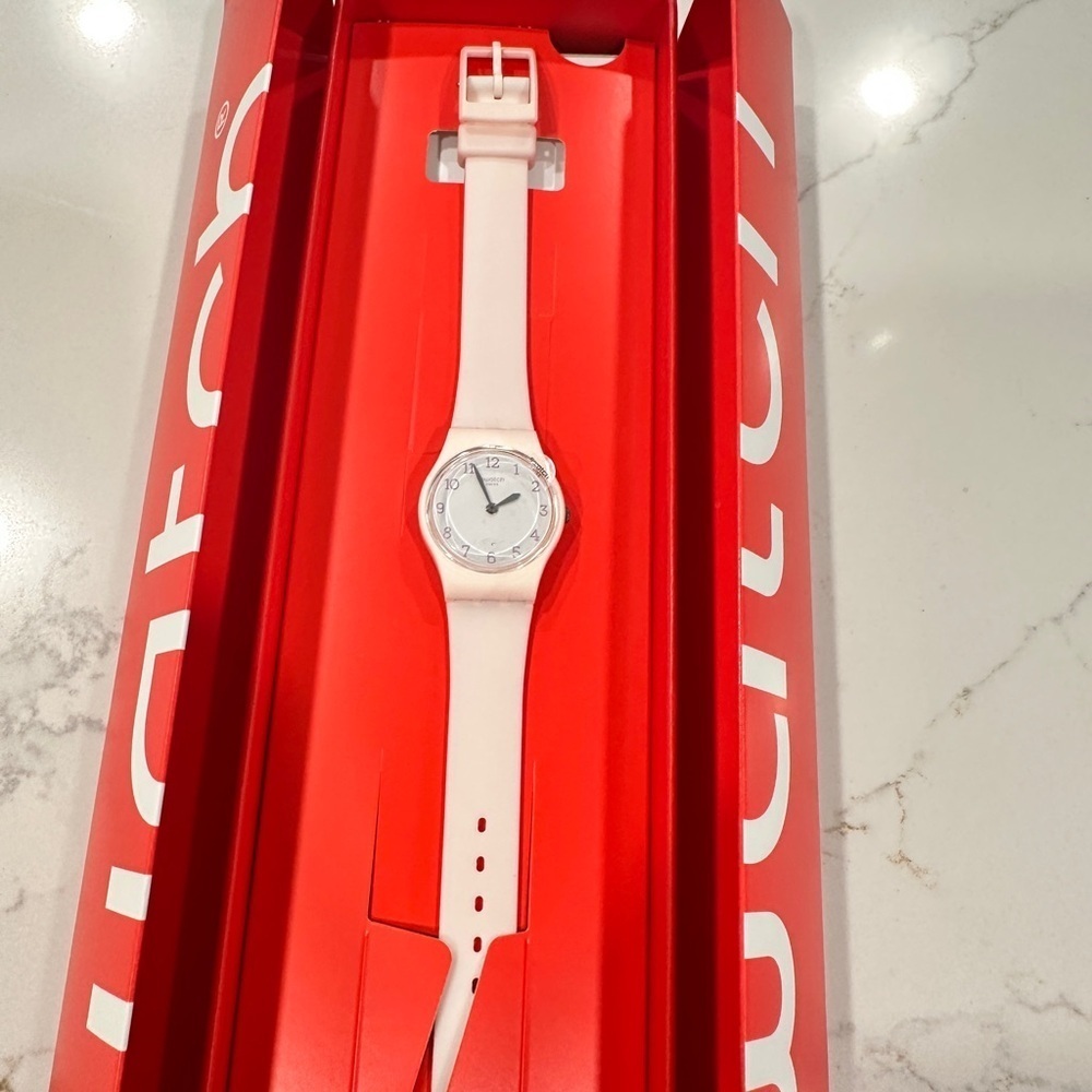 Swatch PINKBELLE Watch - NEW IN BOX